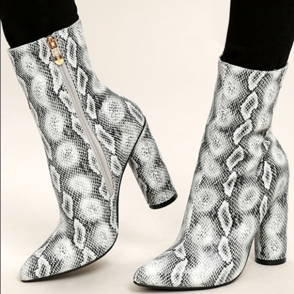 LULUS SNAKESKIN BOOTS- worn once!!